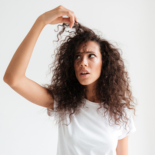 causes of frizzy hairs